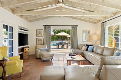 Luxury Villa Photo #25