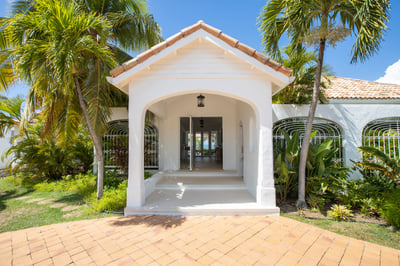 Luxury Villa Photo #64