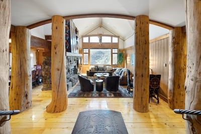 Luxury Villa Photo #12