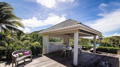 Luxury Villa Photo #12
