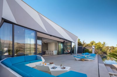 Luxury Villa Photo #26