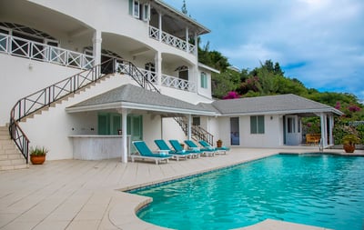Luxury Villa Photo #2