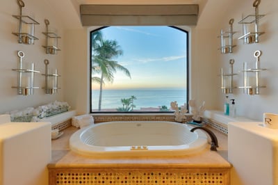 Luxury Villa Photo #25