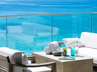 Luxury Villa Photo #3