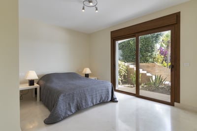 Luxury Villa Photo #20