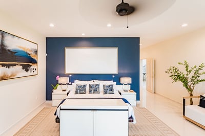 Luxury Villa Photo #22