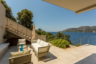 Luxury Villa Photo #8