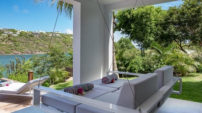 Outdoor Lounge