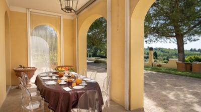 Luxury Villa Photo #15