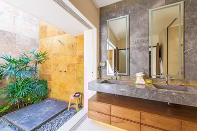 Luxury Villa Photo #47