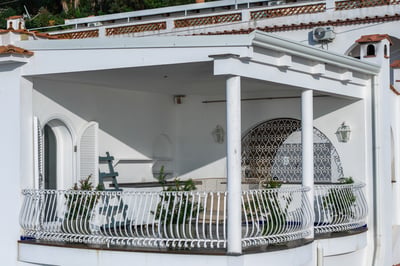 Luxury Villa Photo #6