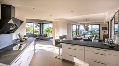 Luxury Villa Photo #15