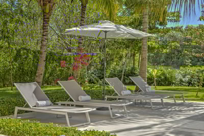 Hacienda A91 - Elegant Tropical Retreat