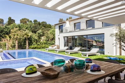 Luxury Villa Photo #9