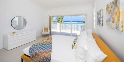 Luxury Villa Photo #19