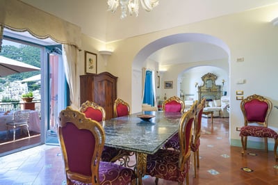 Luxury Villa Photo #29