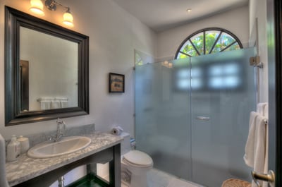 Luxury Villa Photo #19
