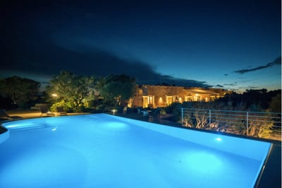 Luxury Villa Photo #5