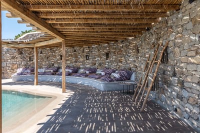 Luxury Villa Photo #16