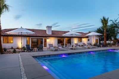 Evening dip in the pool? Enjoy the LED lights for a little extra ambiance.
