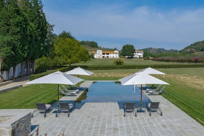 Luxury Villa Photo #5