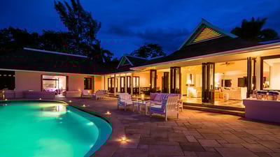 Luxury Villa Photo #2