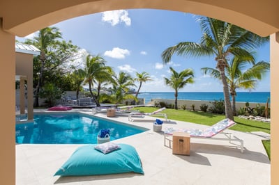 Luxury Villa Photo #6