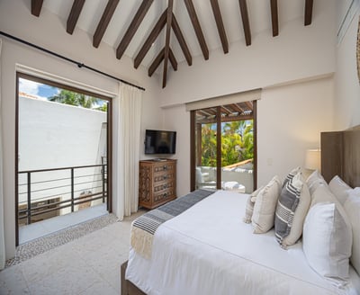 Luxury Villa Photo #59