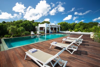 Luxury Villa Photo #12