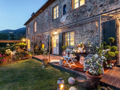 Luxury Villa Photo #9