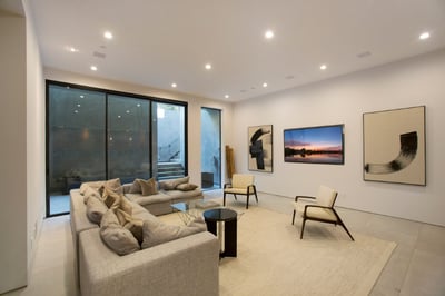 Luxury Villa Photo #26