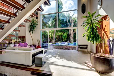 Luxury Villa Photo #9