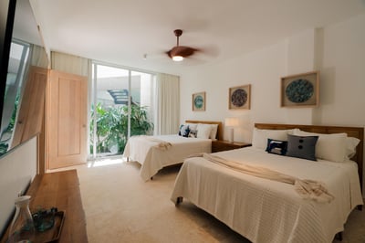 Luxury Villa Photo #25