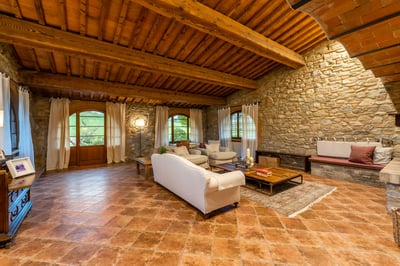 Luxury Villa Photo #15