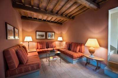 Luxury Villa Photo #22