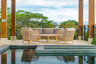 Luxury Villa Photo #23