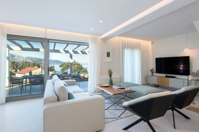 Luxury Villa Photo #13