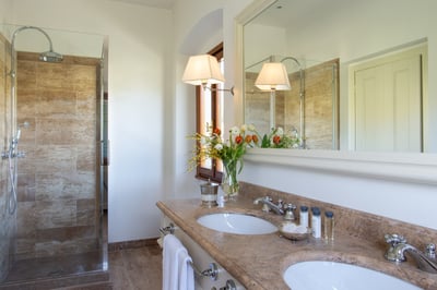 Luxury Villa Photo #15