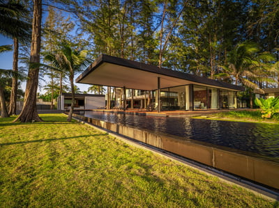 Luxury Villa Photo #15