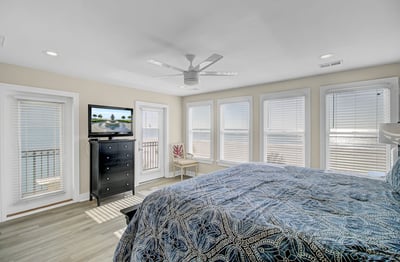 Luxury Villa Photo #16