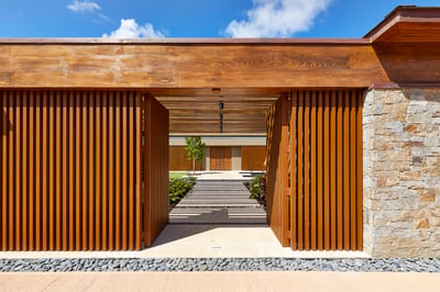 Luxury Villa Photo #22