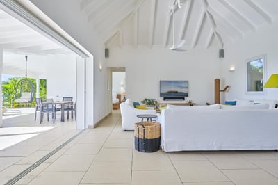 Luxury Villa Photo #24