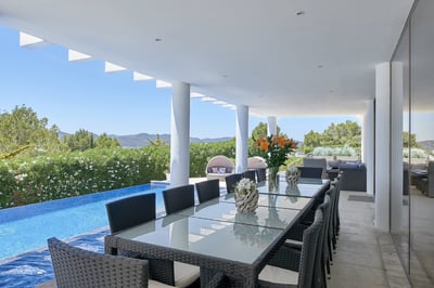 Luxury Villa Photo #12
