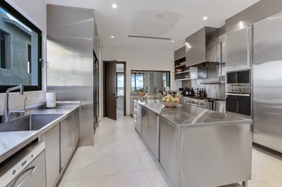 Luxury Villa Photo #22