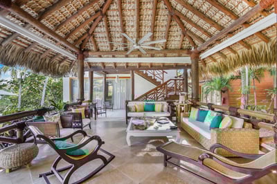 Luxury Villa Photo #17
