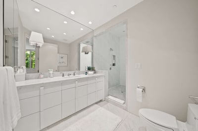Luxury Villa Photo #33