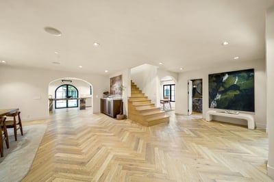 Luxury Villa Photo #16