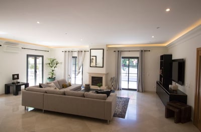 Luxury Villa Photo #16