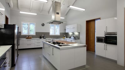 Luxury Villa Photo #14