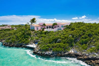 Luxury Villa Photo #4